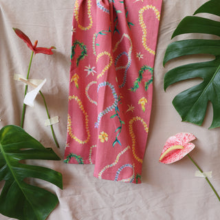 Oh La Lei Holiday Tea Towels