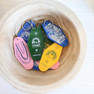 Vintage Motel Keychain Hawaii